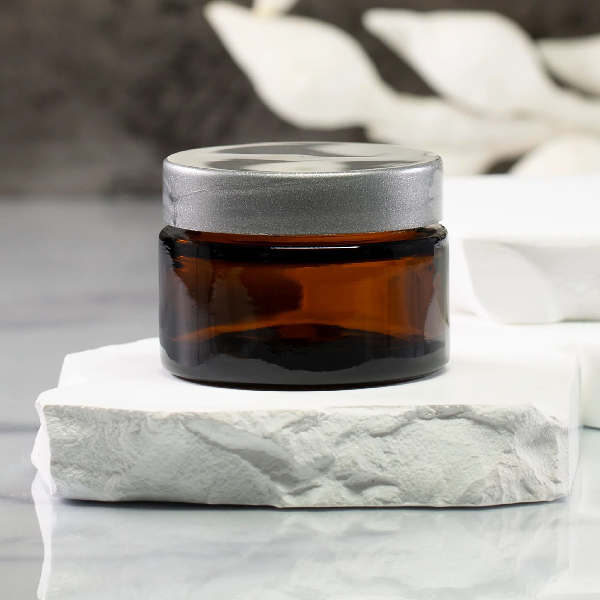 1 oz Amber Glass Jar with 48-400 Neck - Image 5