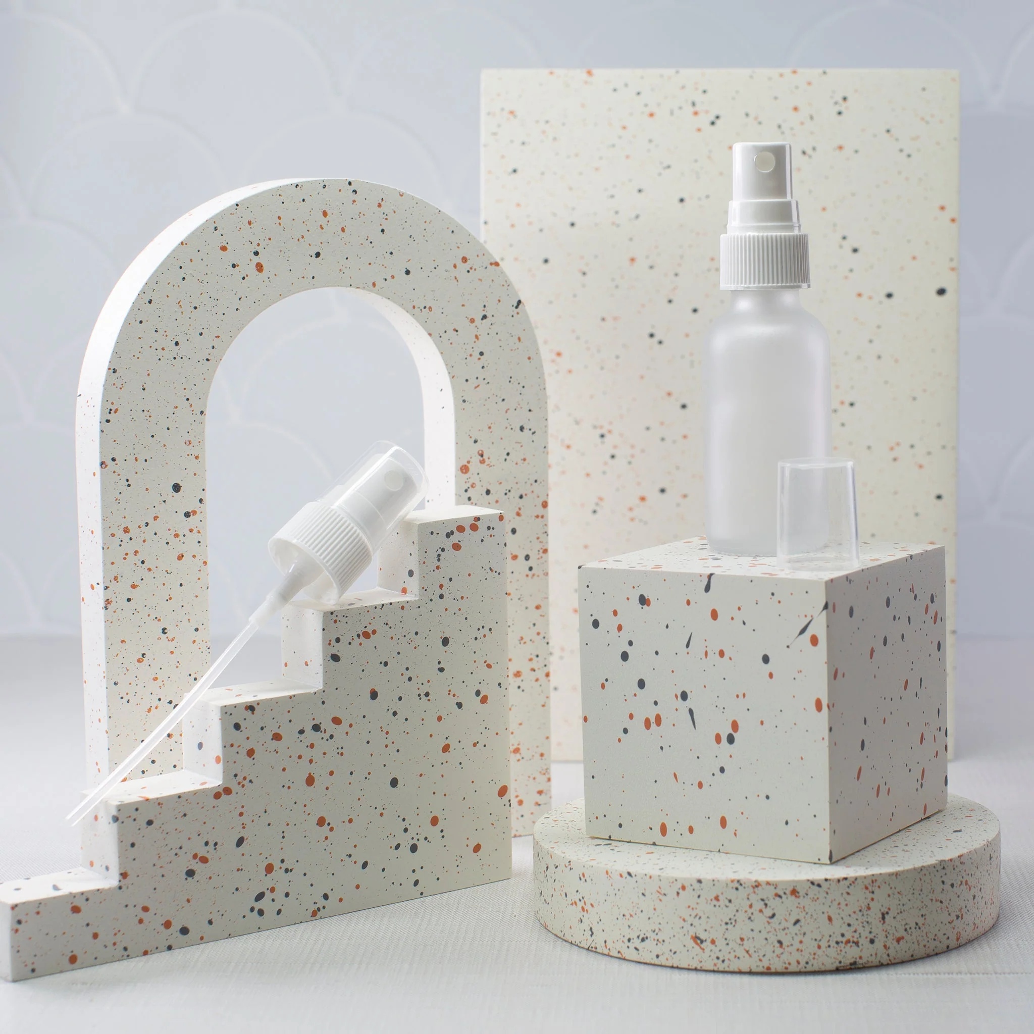 1 oz Frosted Glass Bottle with 20-400 Neck - Image 11