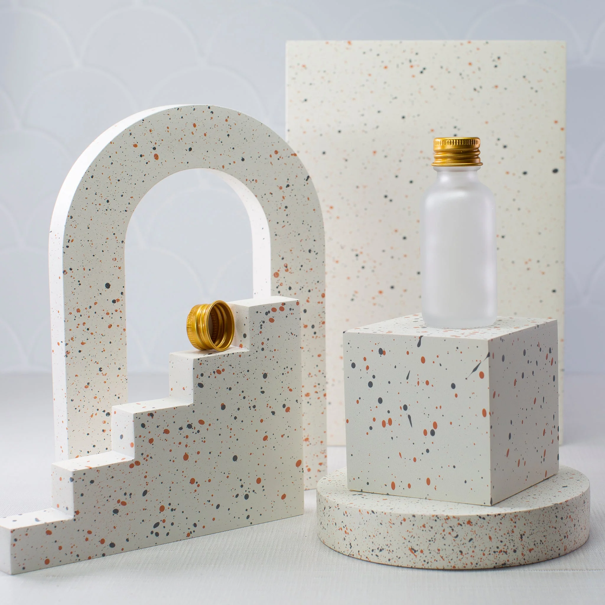 1 oz Frosted Glass Bottle with 20-400 Neck - Image 5