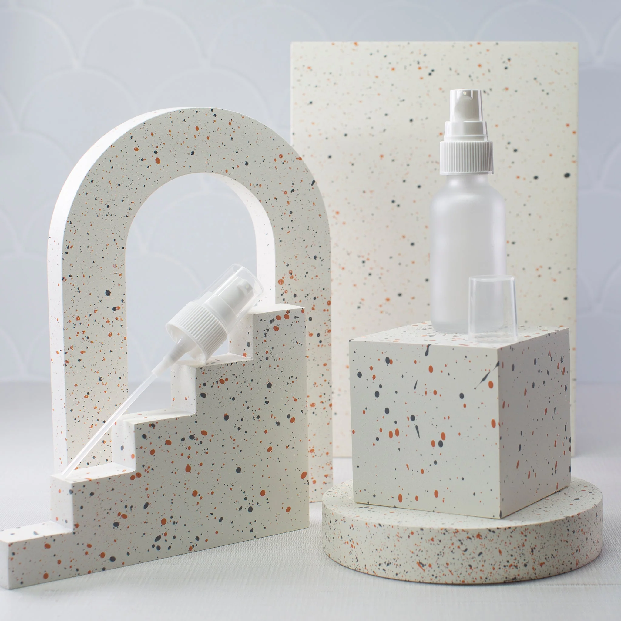 1 oz Frosted Glass Bottle with 20-400 Neck - Image 8