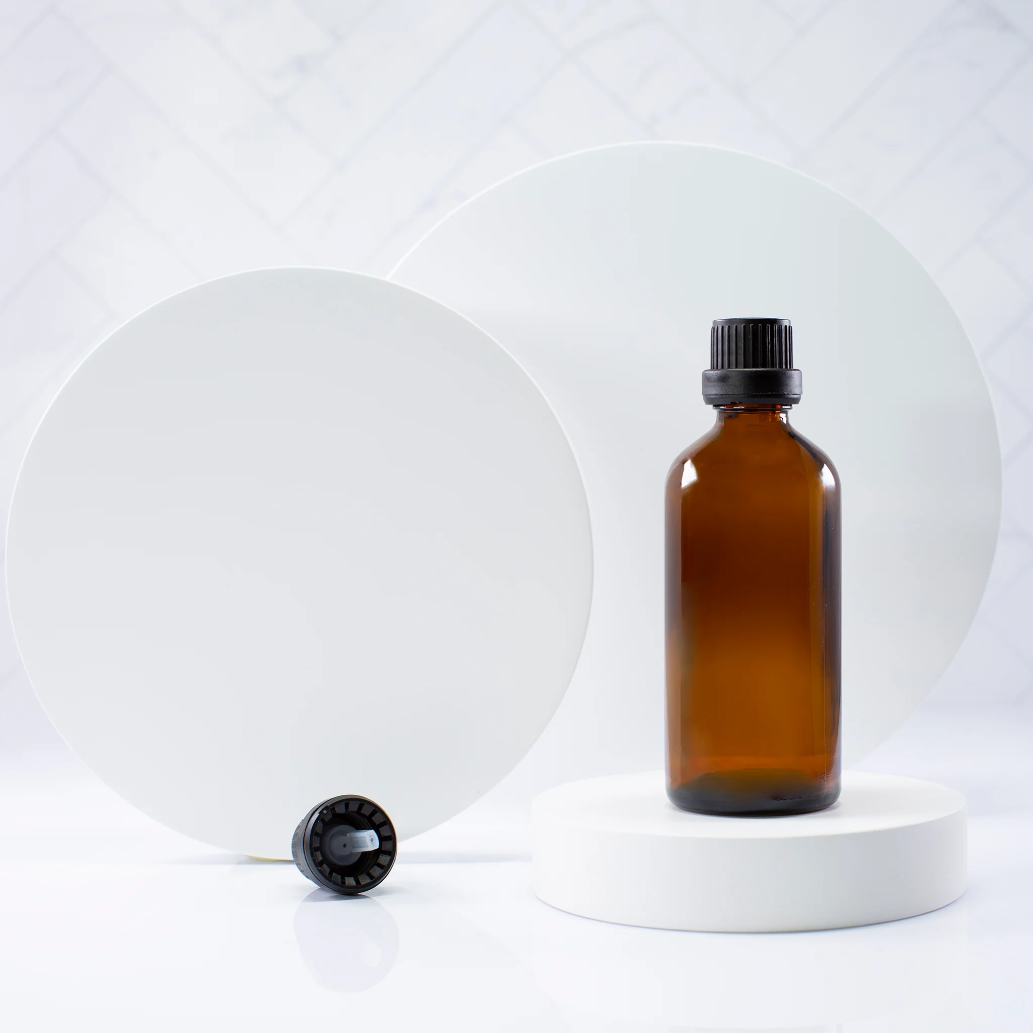 100 ml Amber Essential Oil Bottle with 18-400 Neck - Image 10