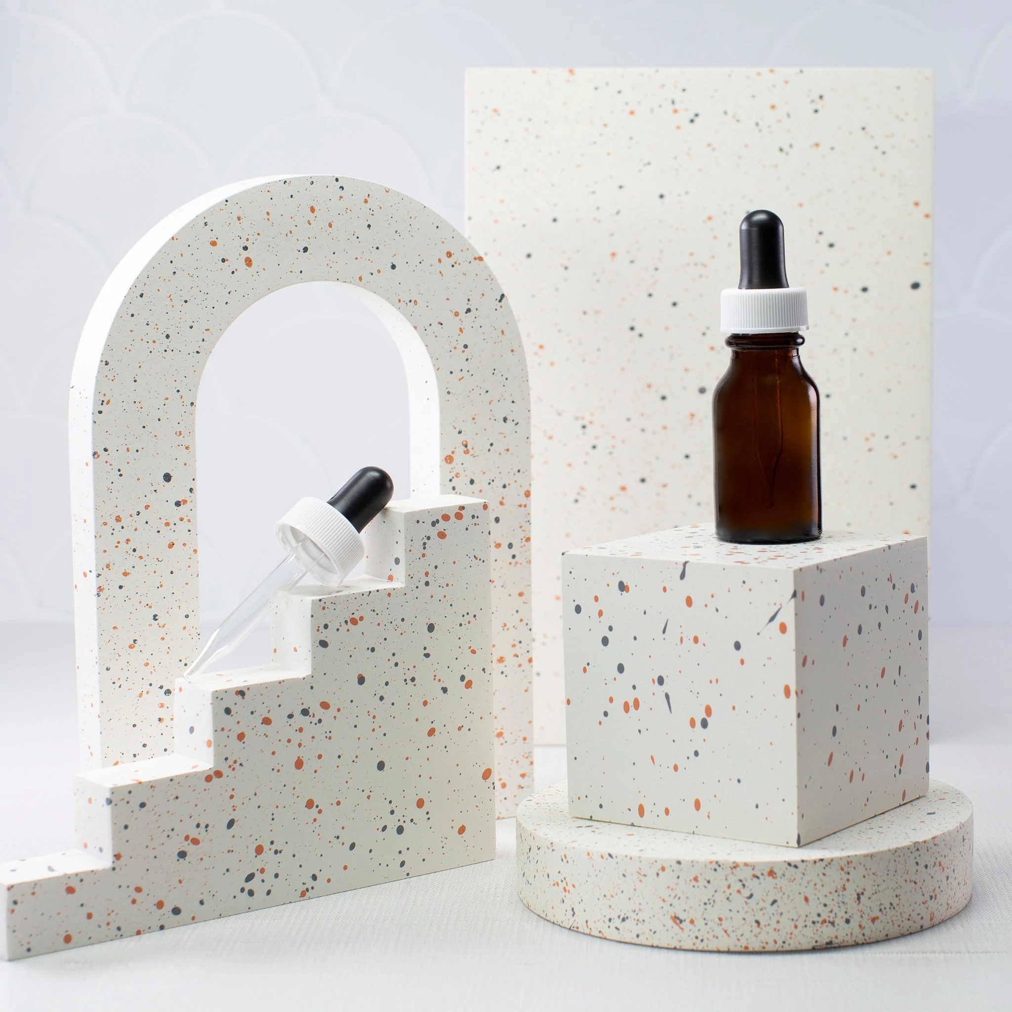 15 ml Amber Glass Bottle with 20-400 Neck - Image 2