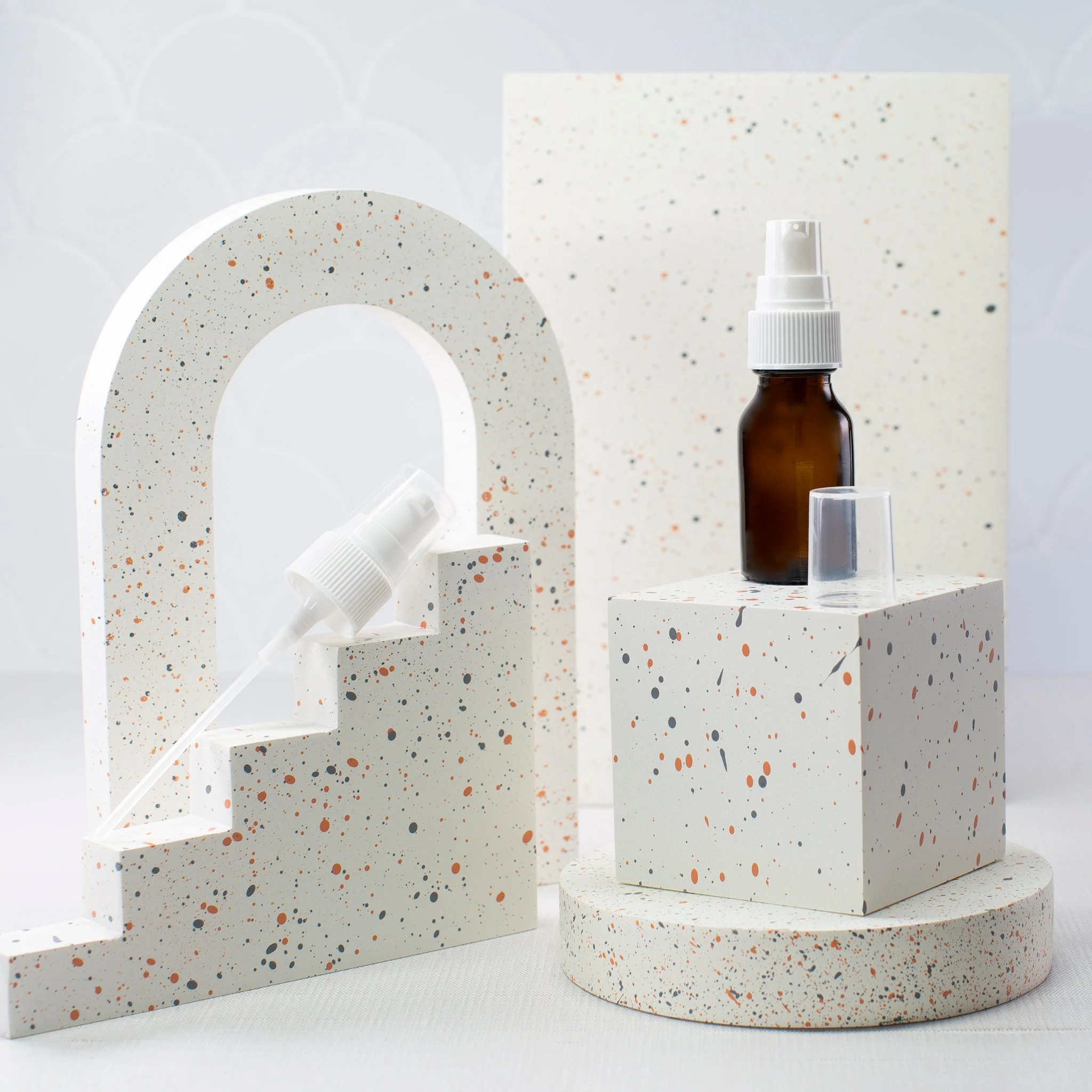 15 ml Amber Glass Bottle with 20-400 Neck - Image 6