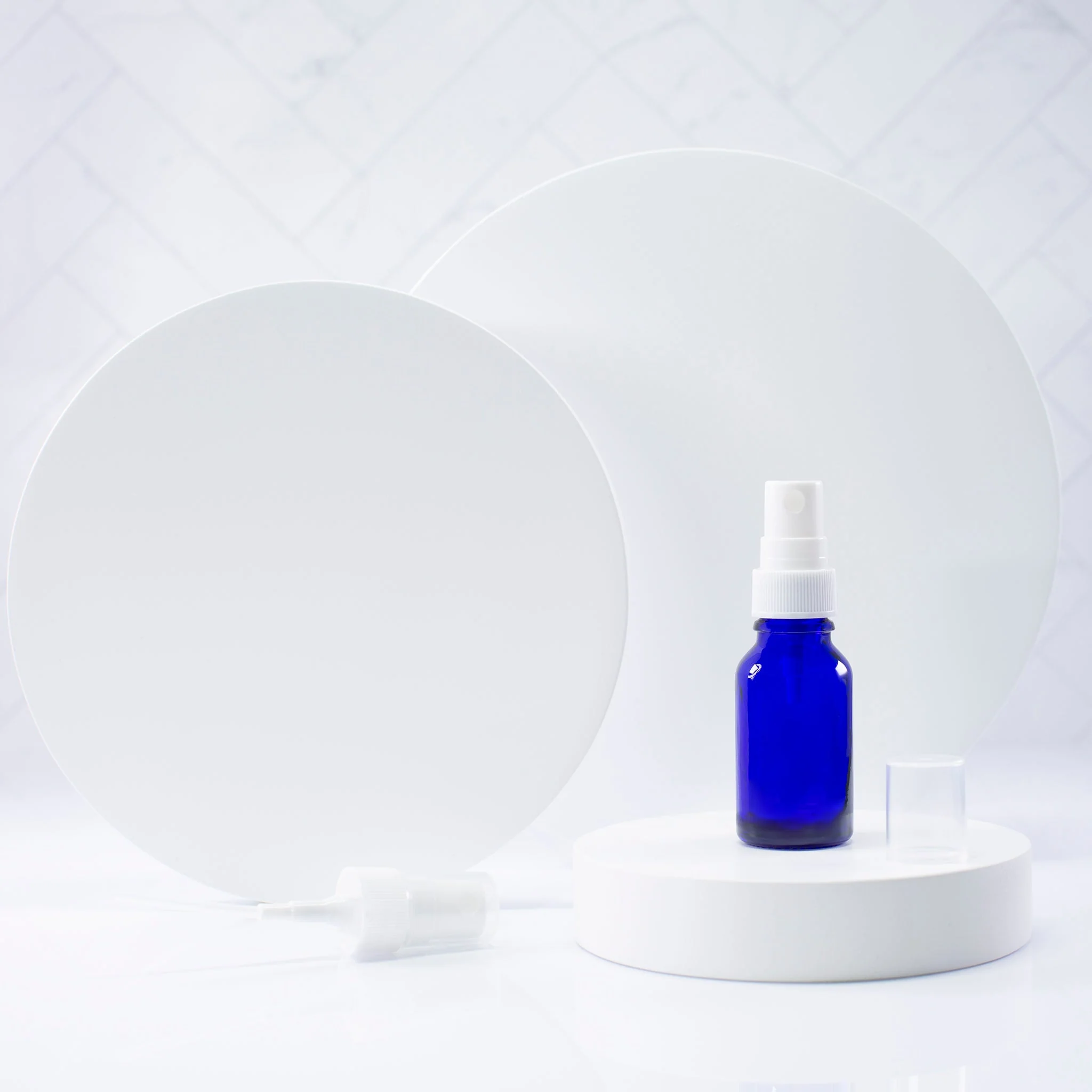 15 ml Blue Glass Essential Oil Bottle with 18-400 Neck - Image 2