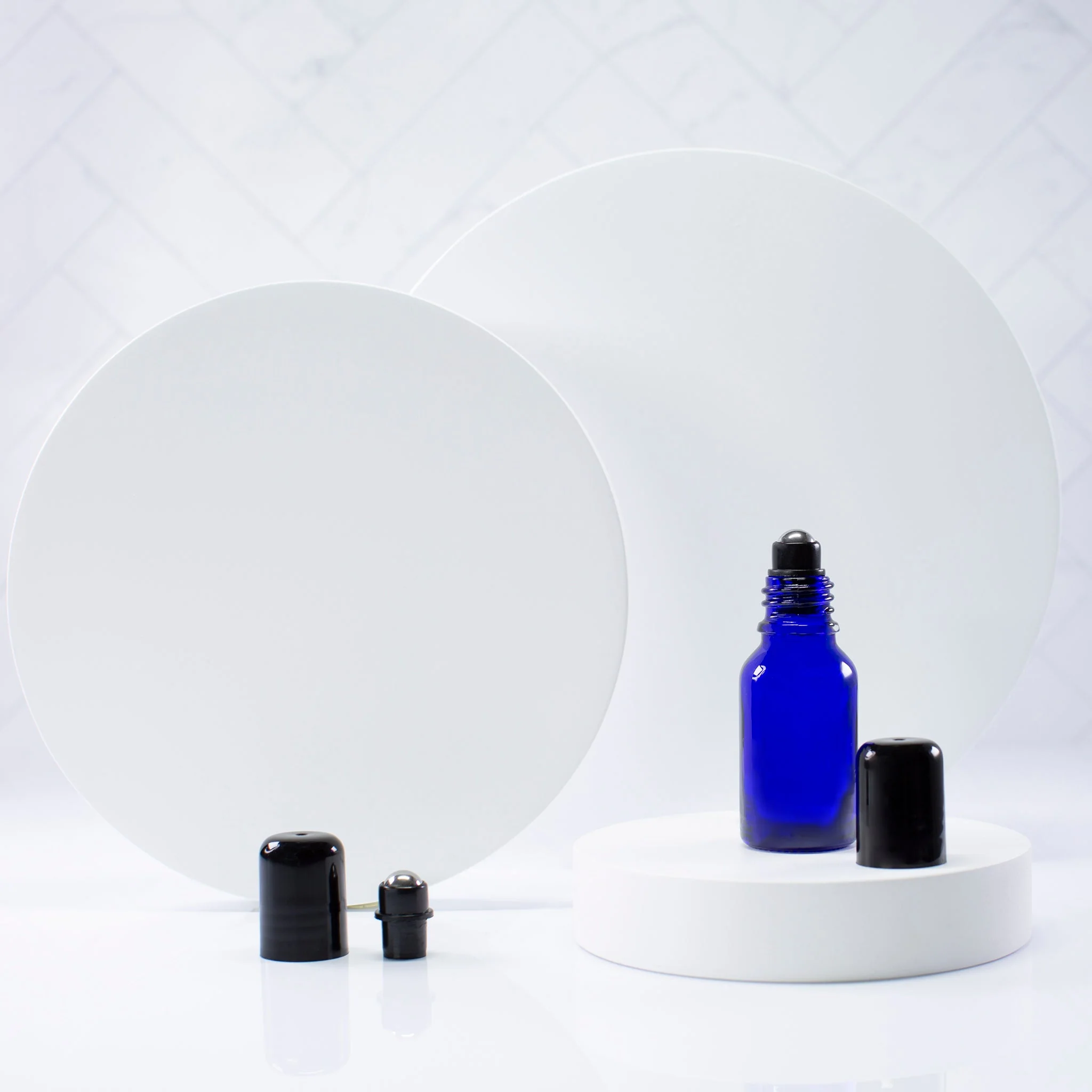 15 ml Blue Glass Essential Oil Bottle with 18-400 Neck - Image 3