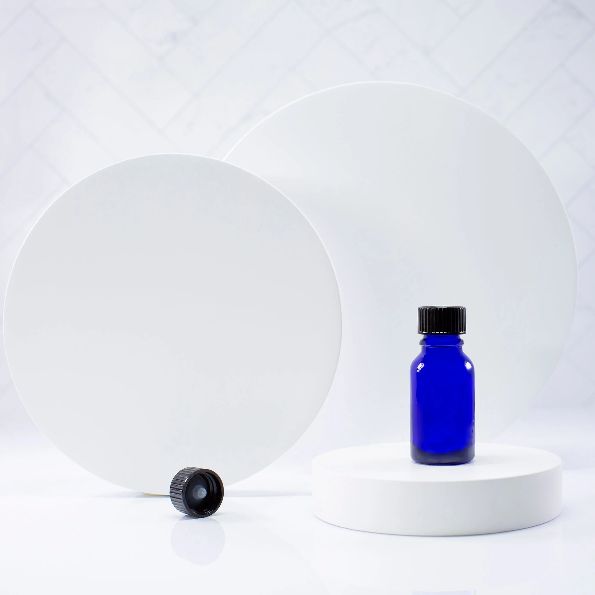 15 ml Blue Glass Essential Oil Bottle with 18-400 Neck - Image 7