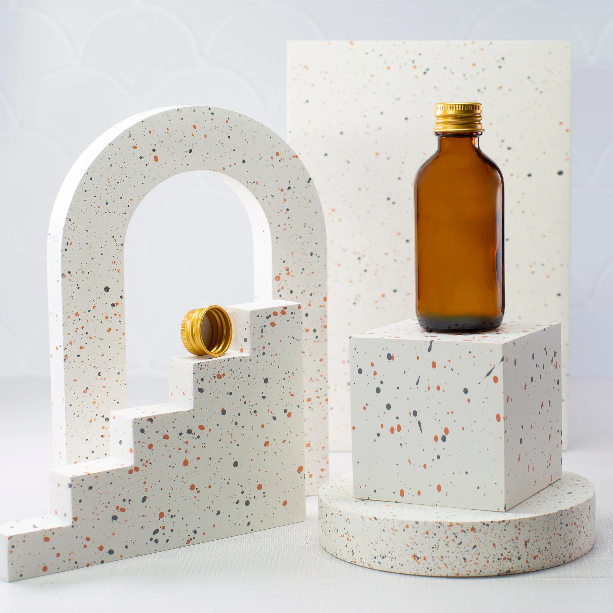 2 oz Amber Glass Bottle with 20-400 Neck - Image 8