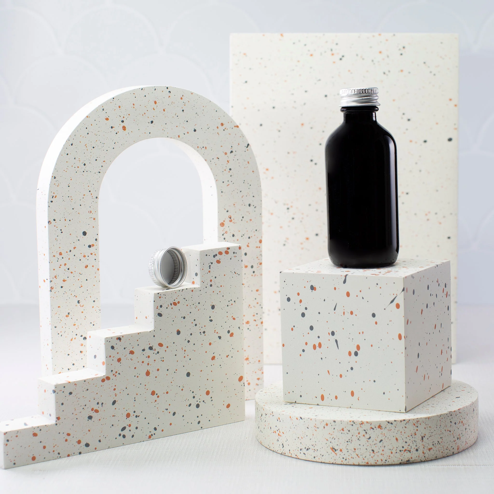 2 oz Black Glass Bottle with 20-400 Neck - Image 5
