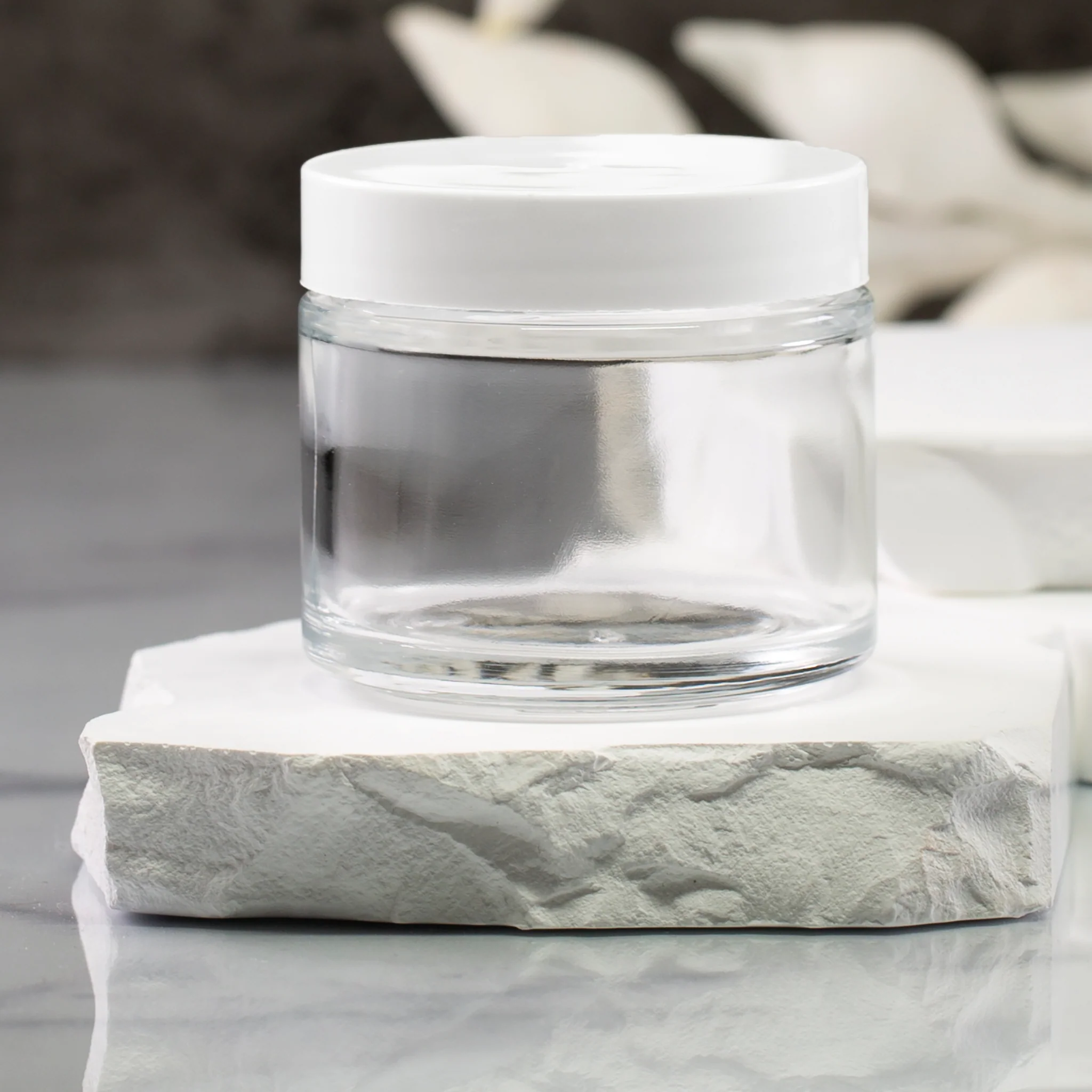 2.5 oz Clear Glass Shallow Jar with 53-400 Neck - Image 2