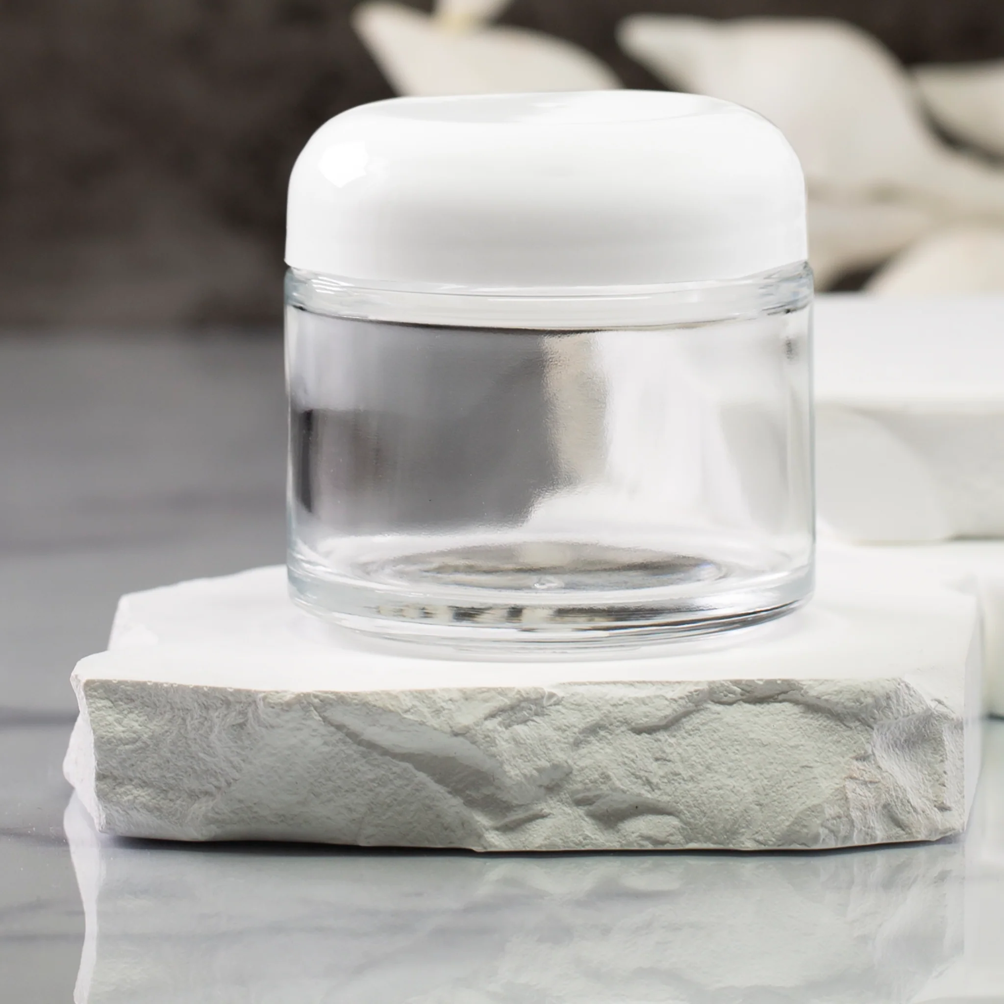 2.5 oz Clear Glass Shallow Jar with 53-400 Neck - Image 3
