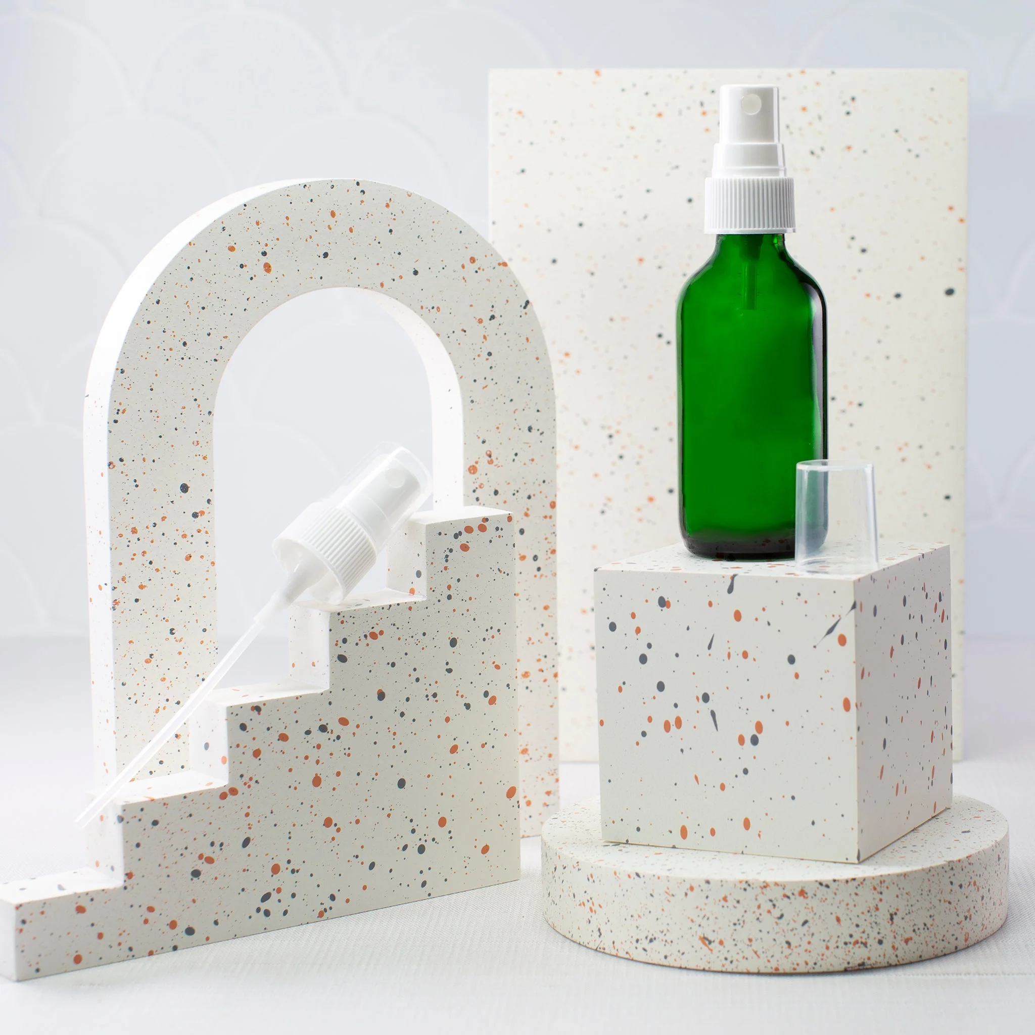 2 oz Green Glass Bottle with 20-400 Neck - Image 5