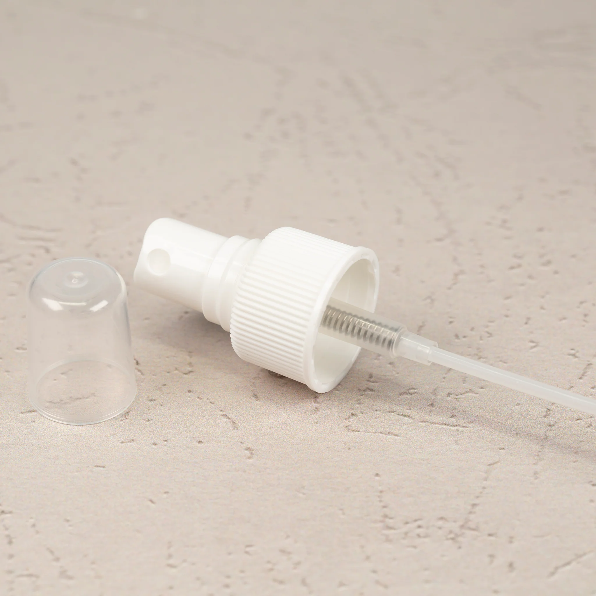 24-410 White Fine Mist Sprayer