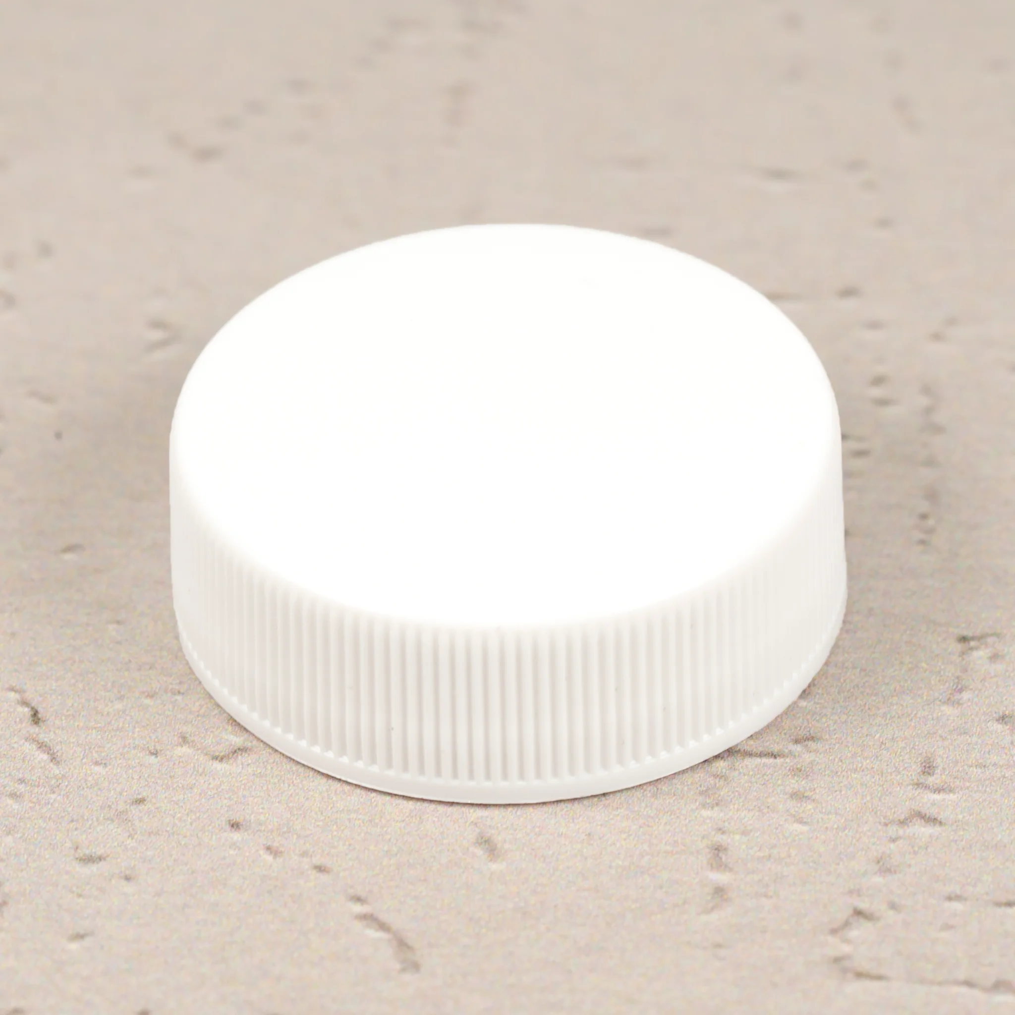 33-400 White Ribbed Cap