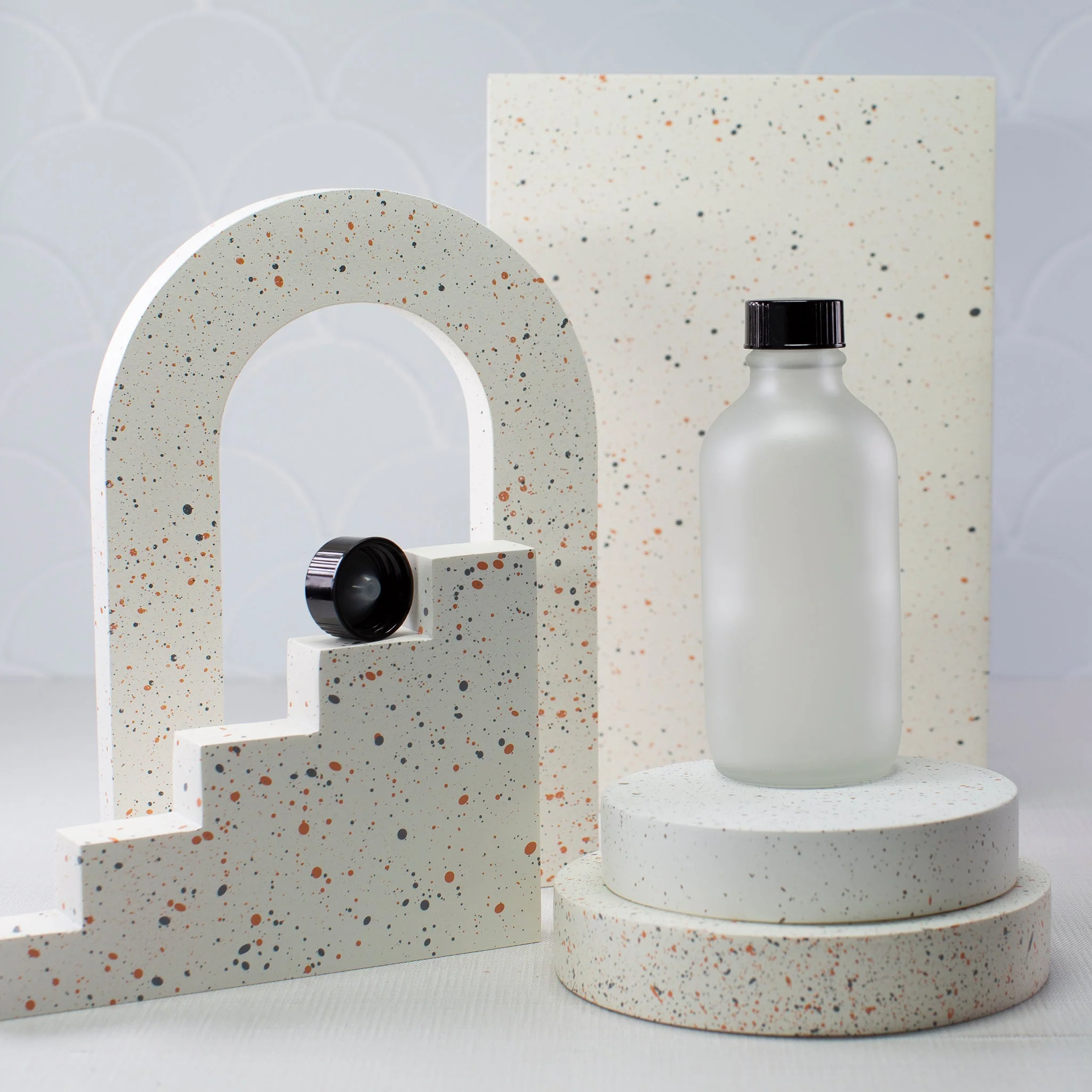 4 oz Frosted Glass Bottle with 22-400 Neck - Image 5
