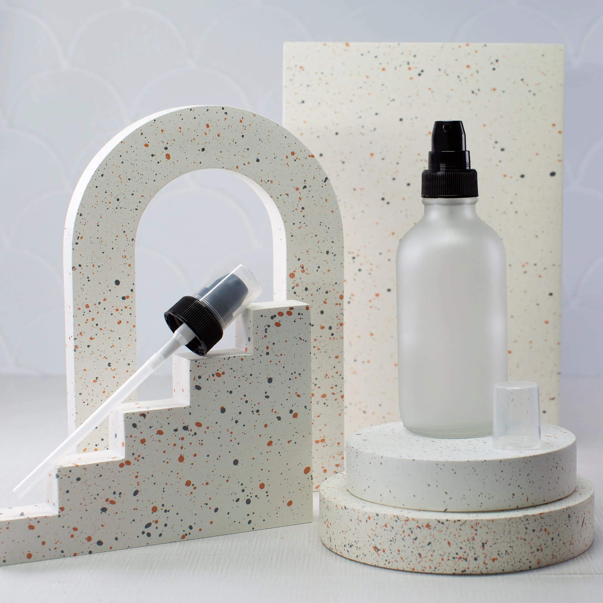 4 oz Frosted Glass Bottle with 22-400 Neck - Image 7