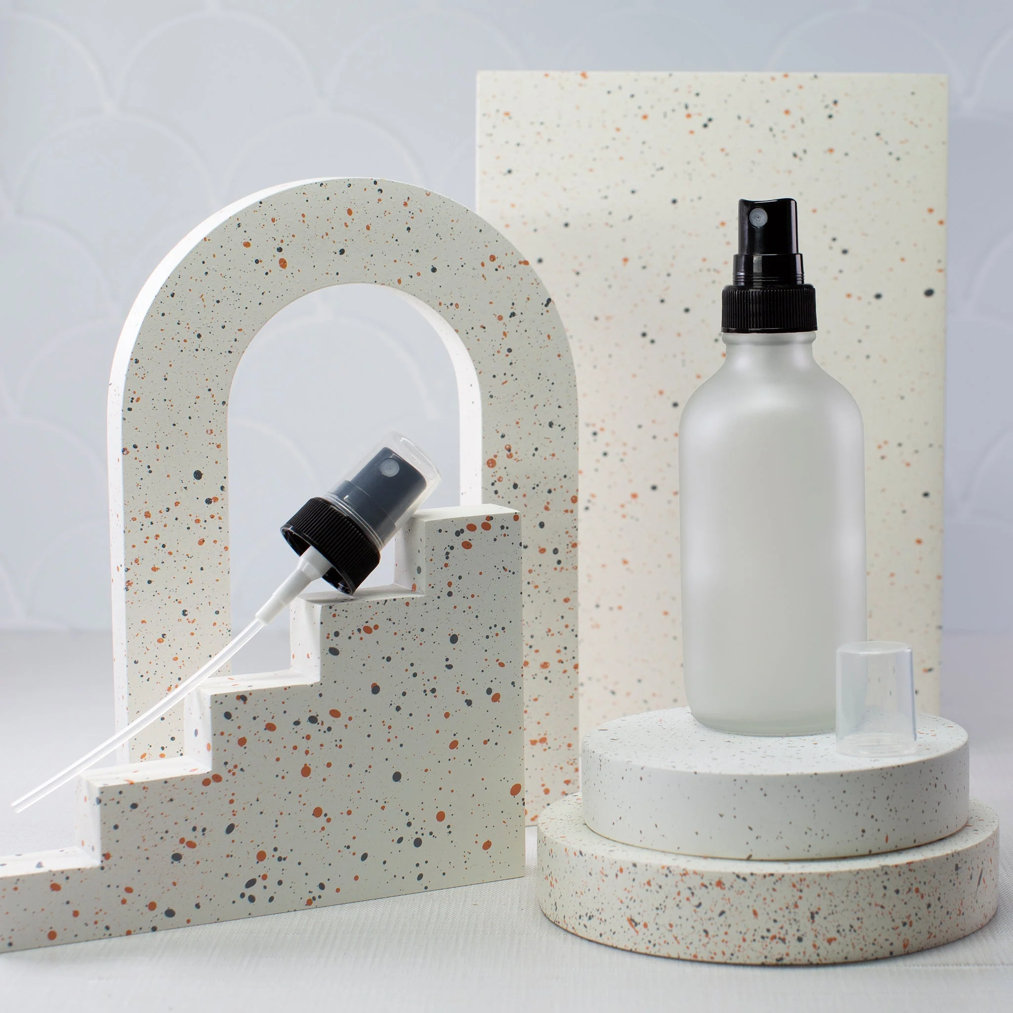 4 oz Frosted Glass Bottle with 22-400 Neck - Image 8