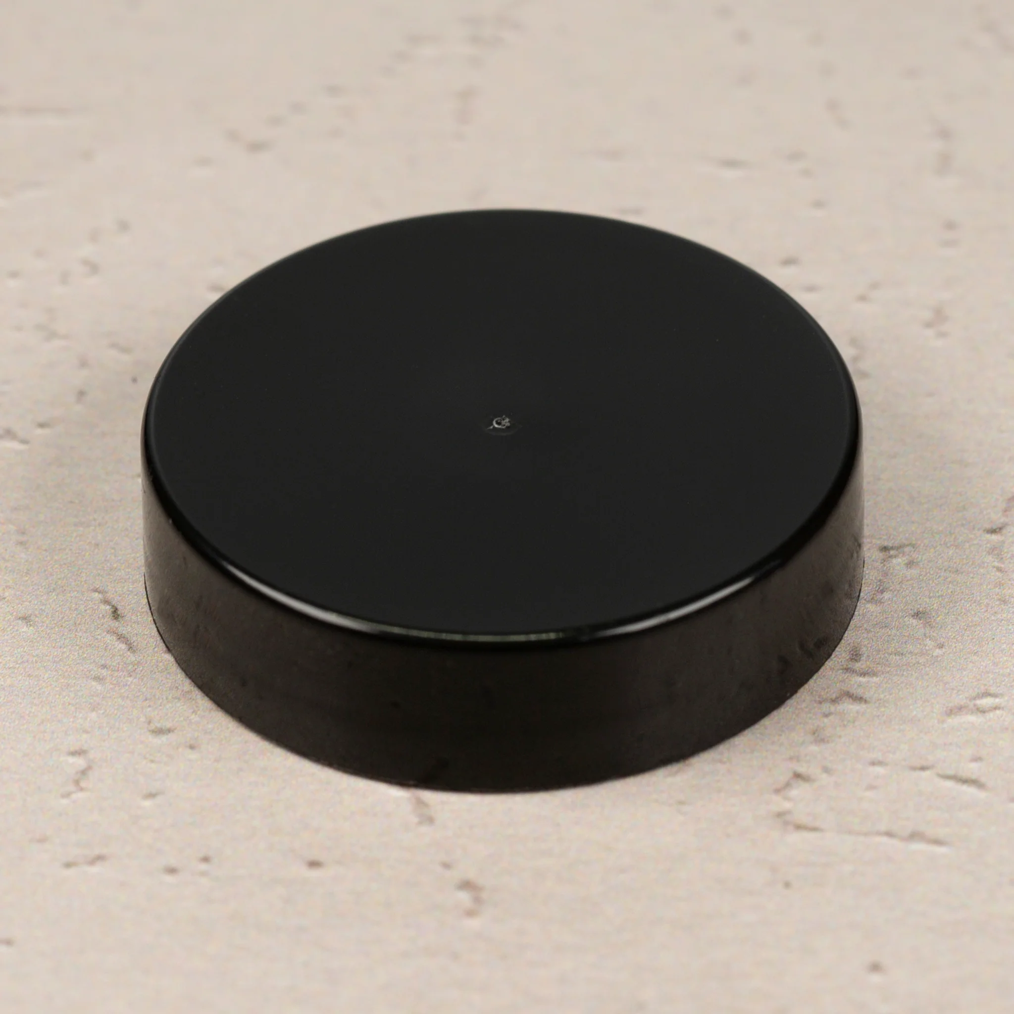 43-400 Black Flat Gloss Smooth Cap with F217 Liner