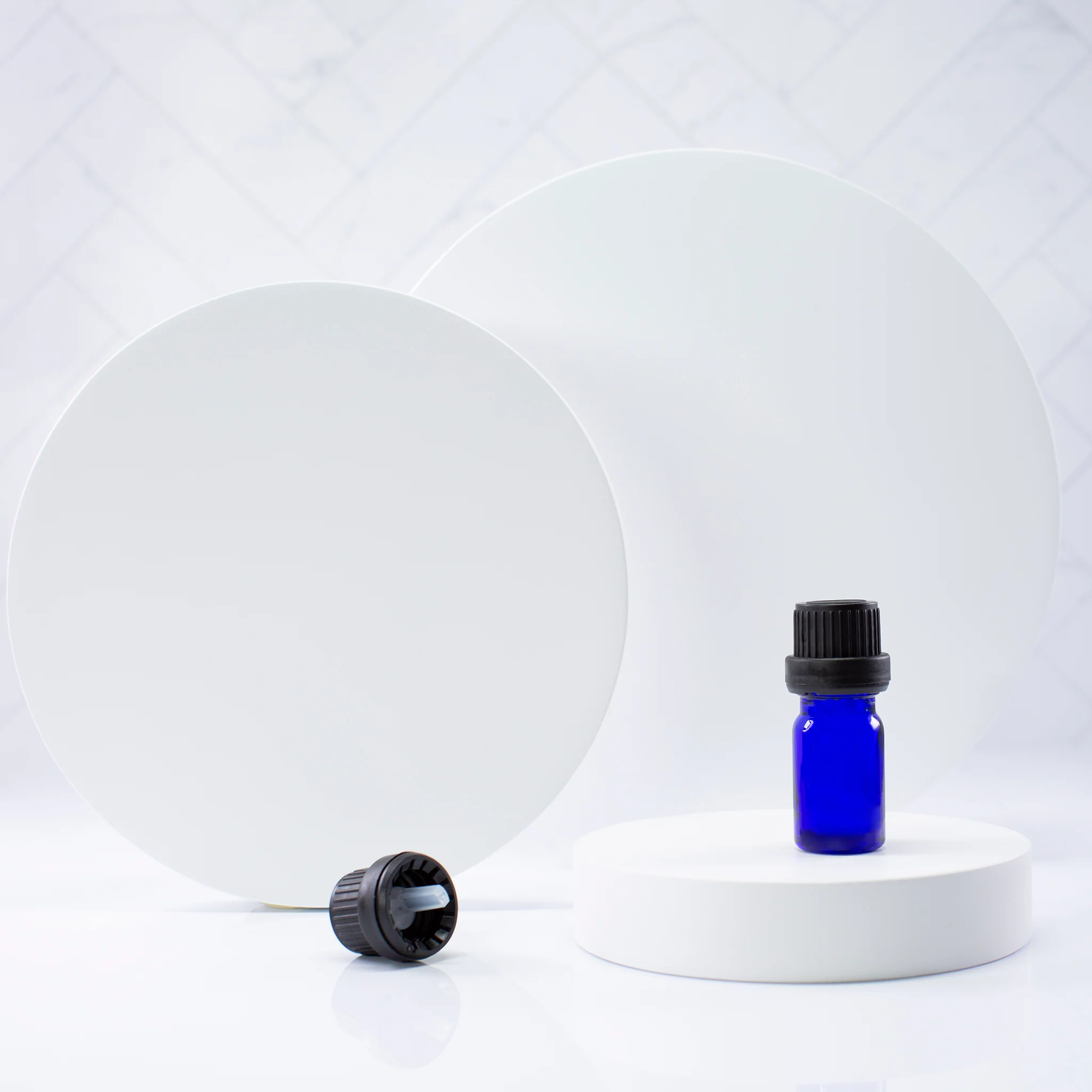 5 ml Blue Glass Essential Oil Bottle with 18-400 Neck - Image 9