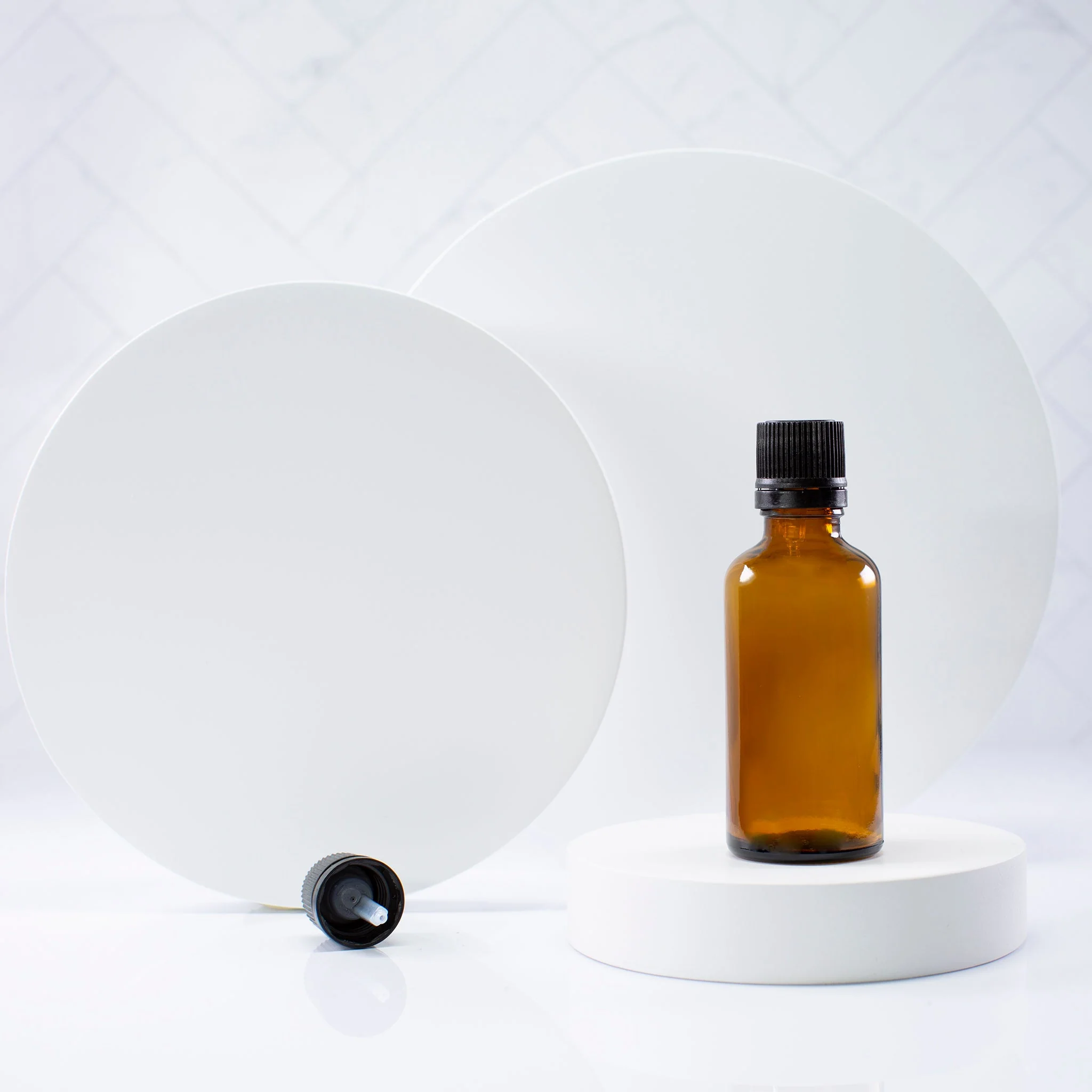 50 ml Amber Glass Essential Oil Bottle with 18-400 Neck - Image 5