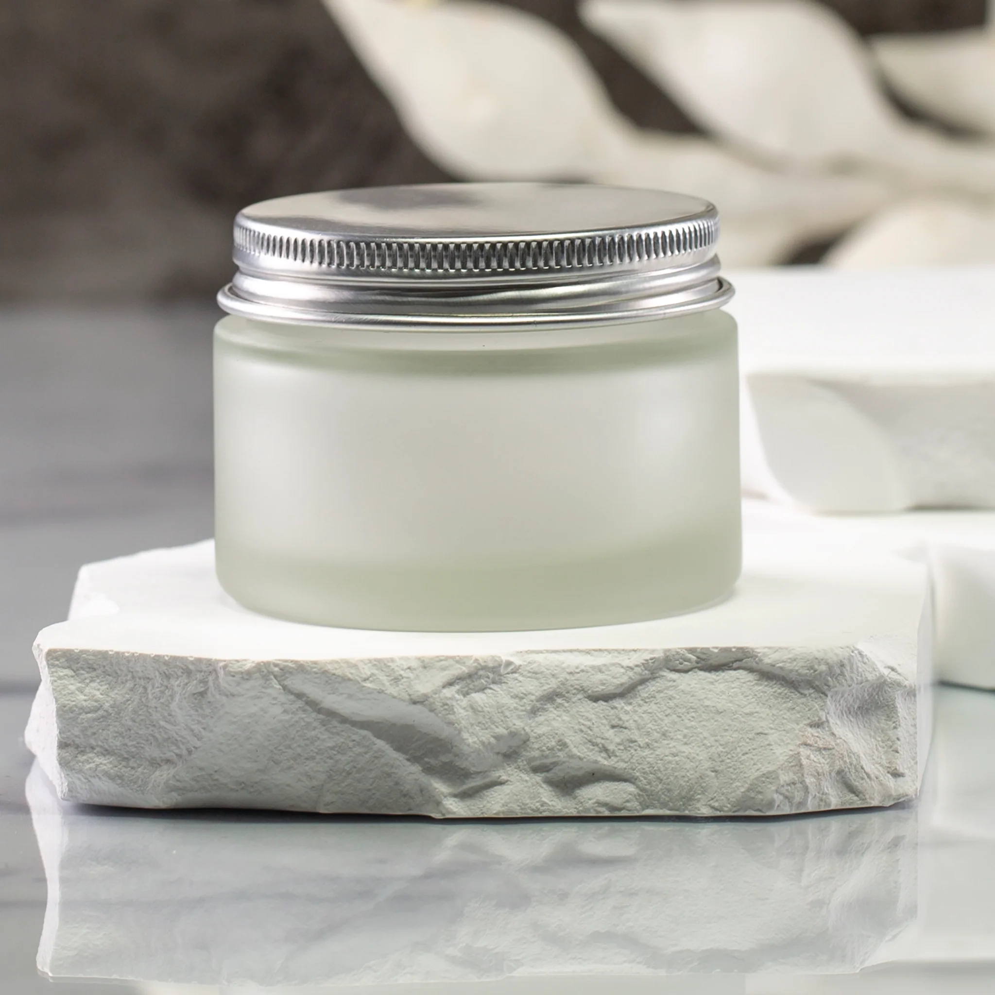 50 ml Frosted Glass Jar with 53-400 Neck - Image 8