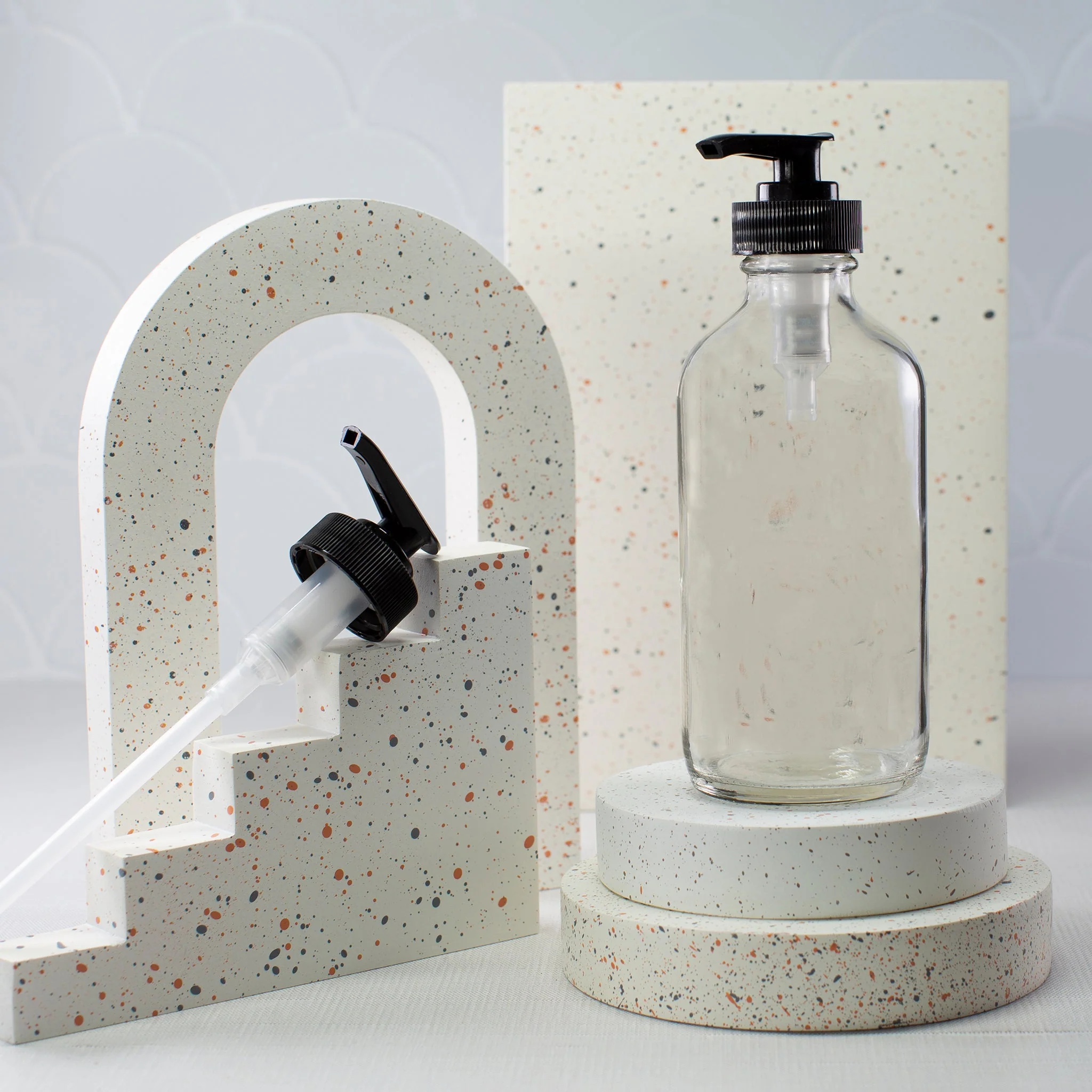 8 oz Clear Glass Bottle with 28-400 Neck - Image 3