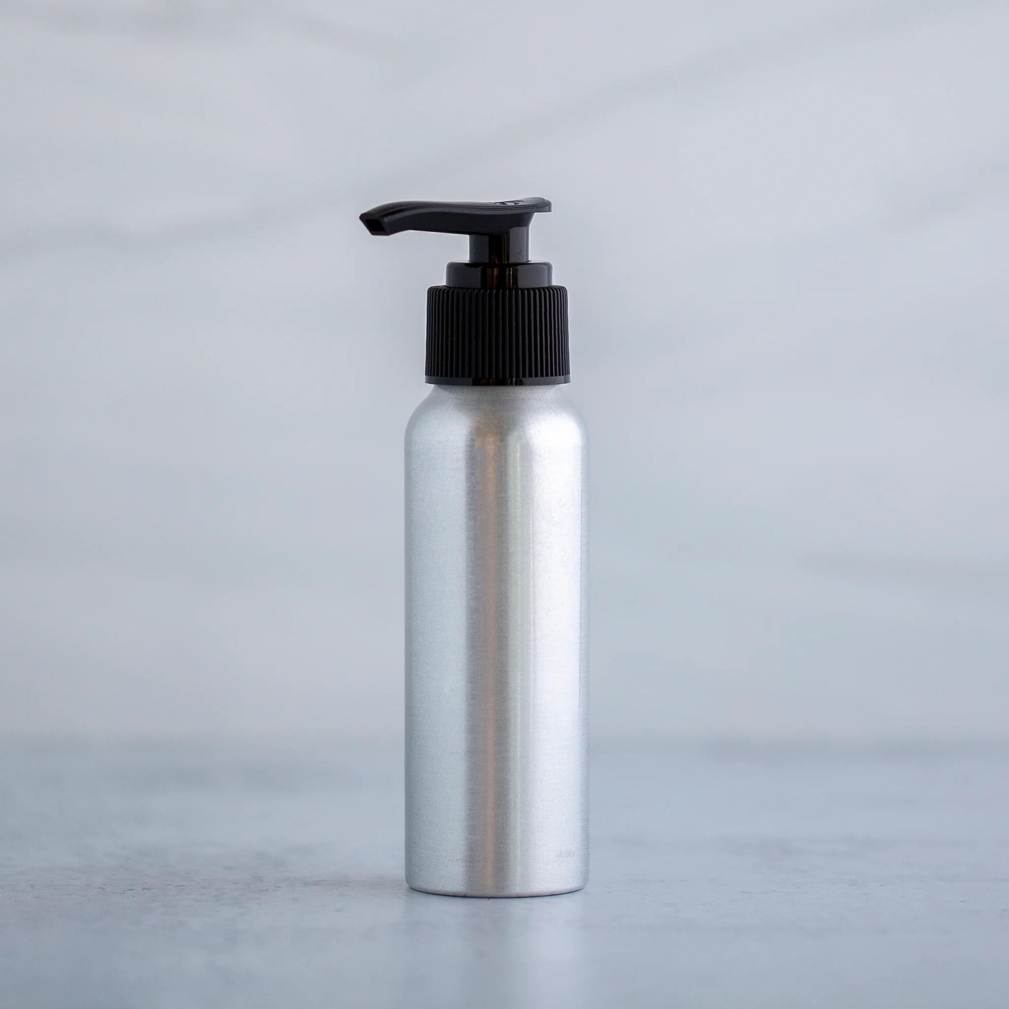 80 ml / 2.7 oz Aluminum Bottle with 24-410 Neck - Image 7