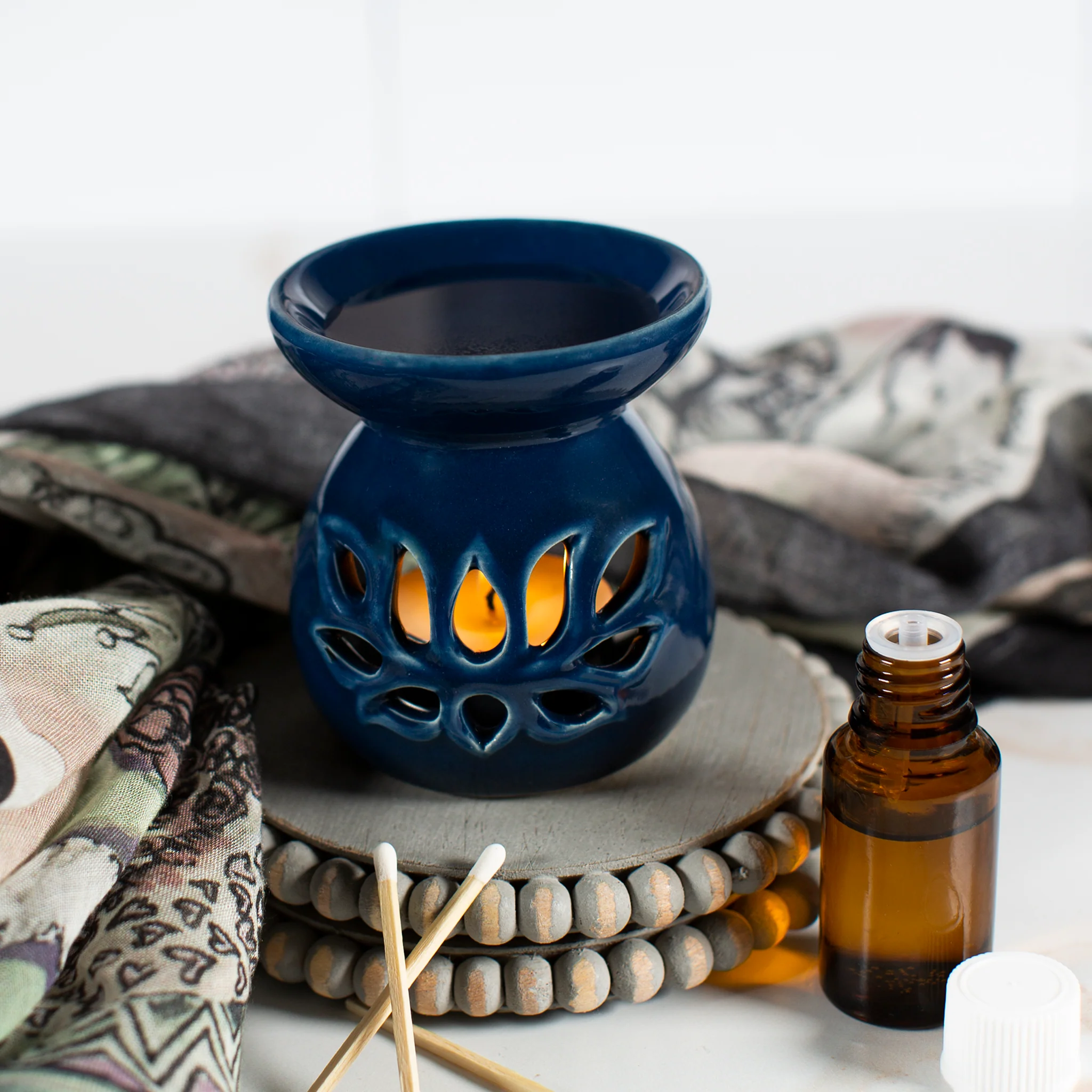 Blue Lotus Oil and Wax Melt Heater - Image 3