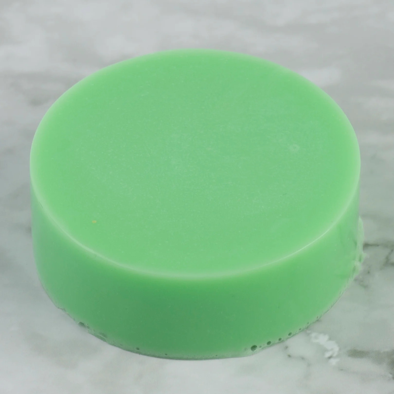 Emerald Green Jewel Tone Liquid Colour - Image 3