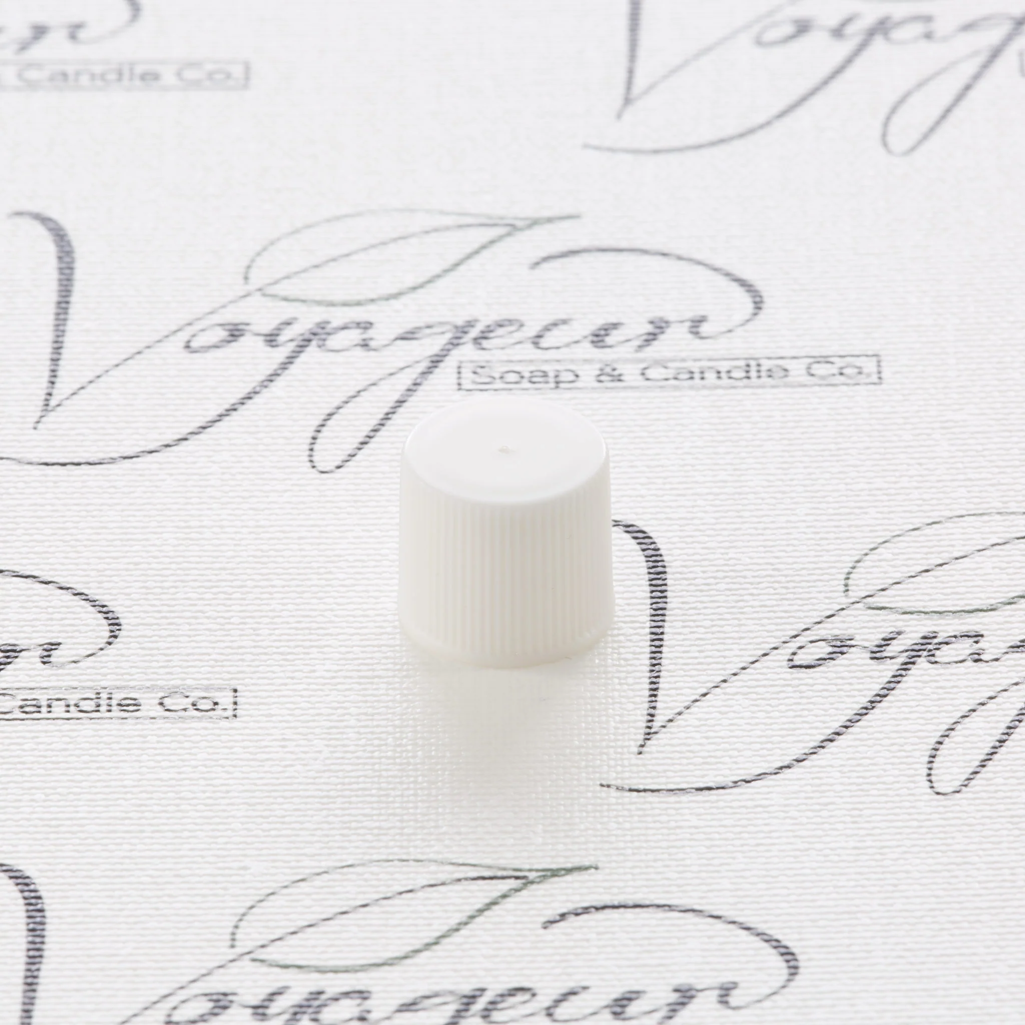 15-415 White Ribbed Screw Cap - Image 2